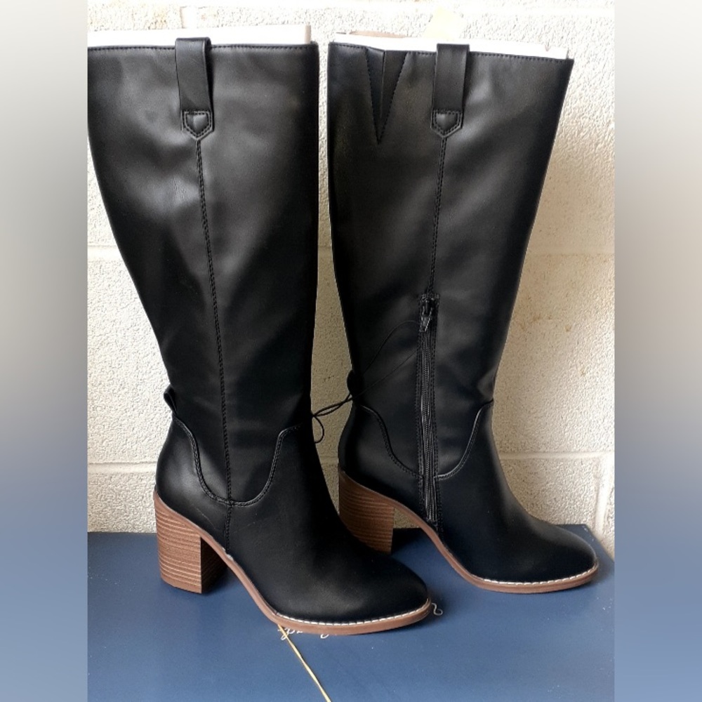 Black Davina Boots